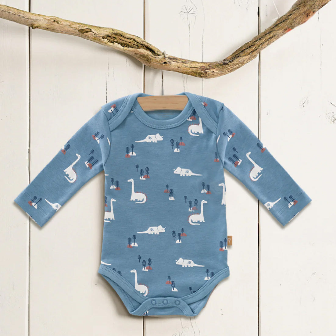 Romper van het merk Fresk met Dino print en lange mouwen in sfeerbeeld