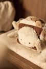 Jollein activiteitenkubus Woolly met speelse vormen en zachte details