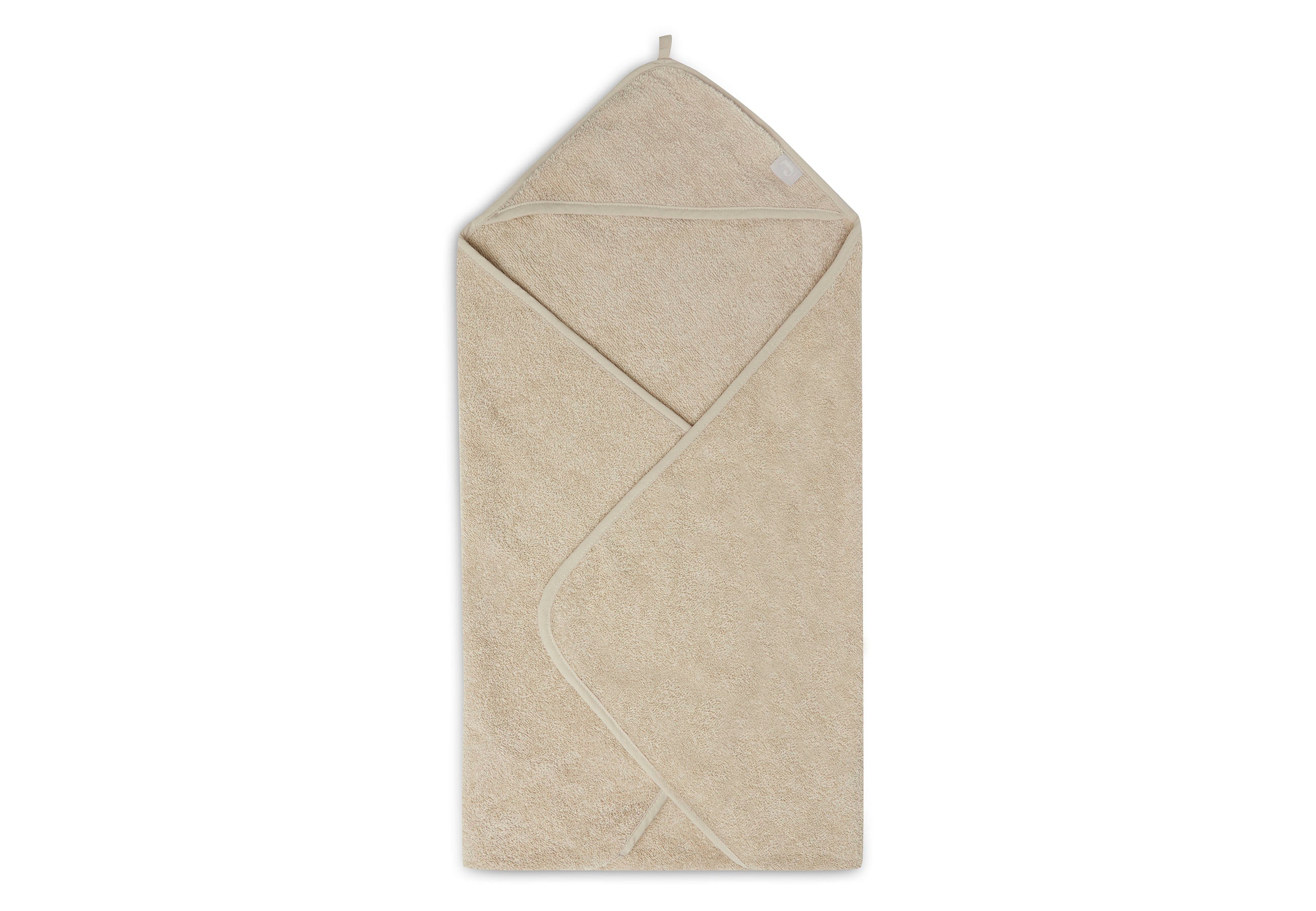 Jollein badcape nougat opgevouwen met label en ophanglus in beeld