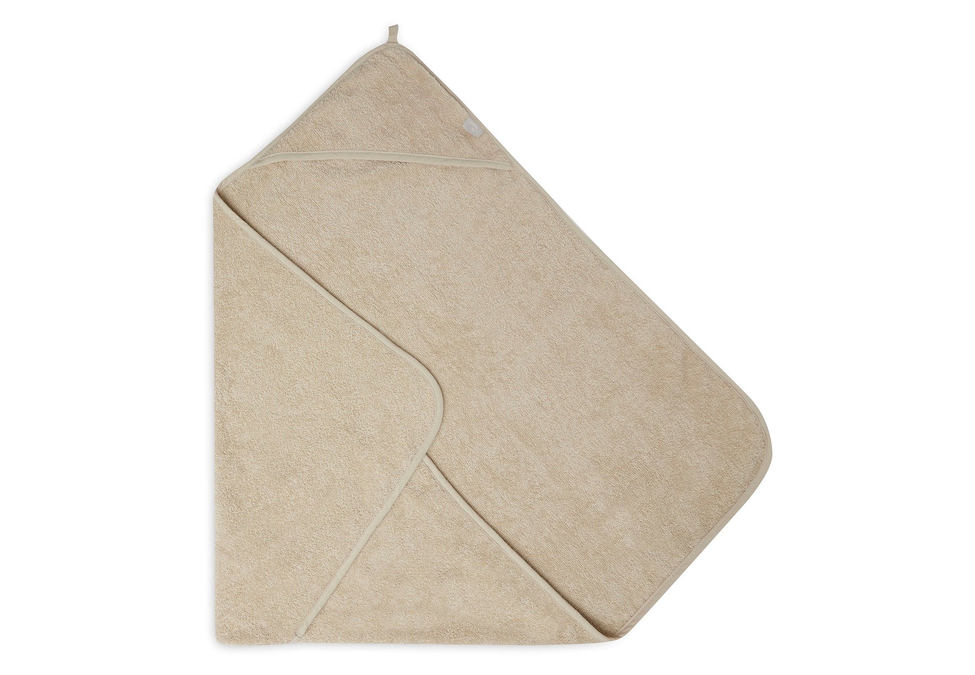 Detailopname zachte badstof van Jollein badcape in kleur nougat