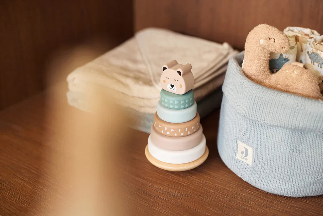 Sfeerfoto van jollein FSC-houten speelgoedstapelaar