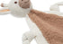 Close-up van gebreid speendoekje giraffe met zachte buik