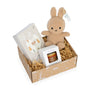 Duurzaam kraamcadeau Playtime met Mushie stapelbekers, Jollein hydrofiele doeken en beige Nijntje knuffel