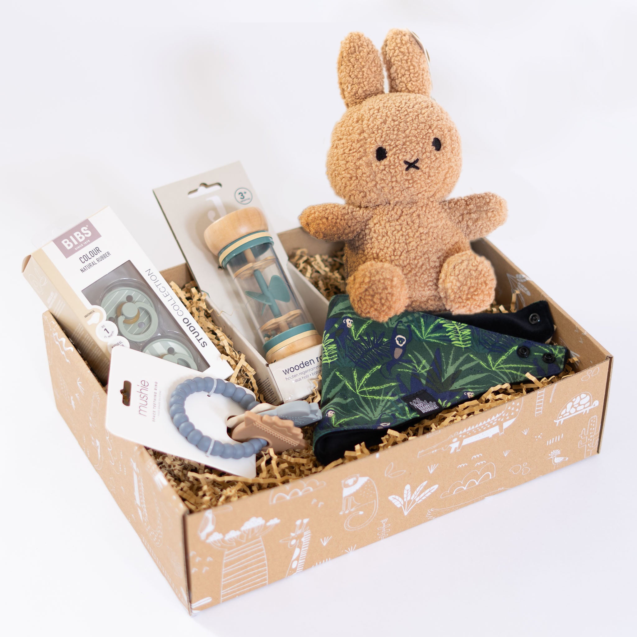 Baby cadeau pakket jongen Little Champ voor kraambezoek met Nijntje, rammelaar en kwijlsjaal